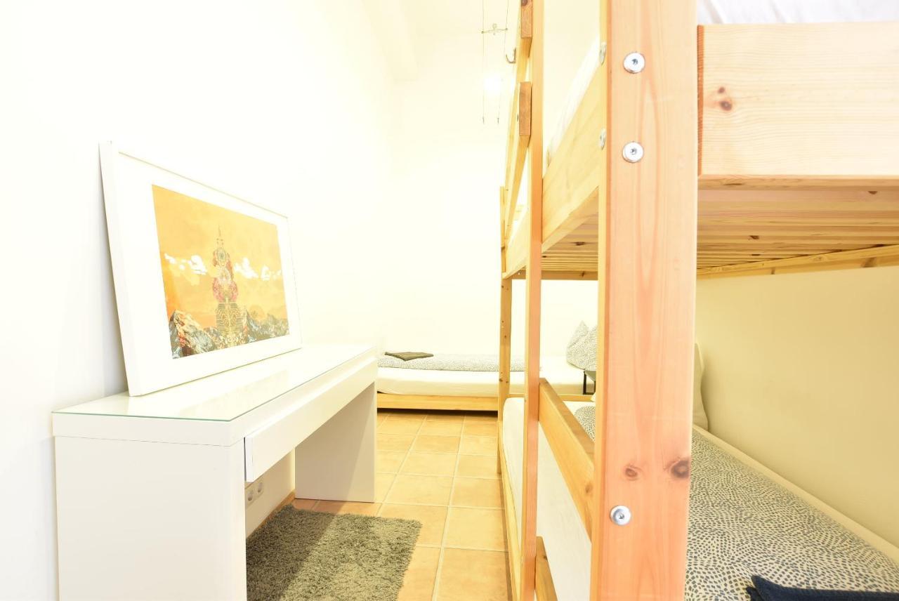 Riesiges Zentrales Apartment Mit Parkplatz Innsbruck Ngoại thất bức ảnh