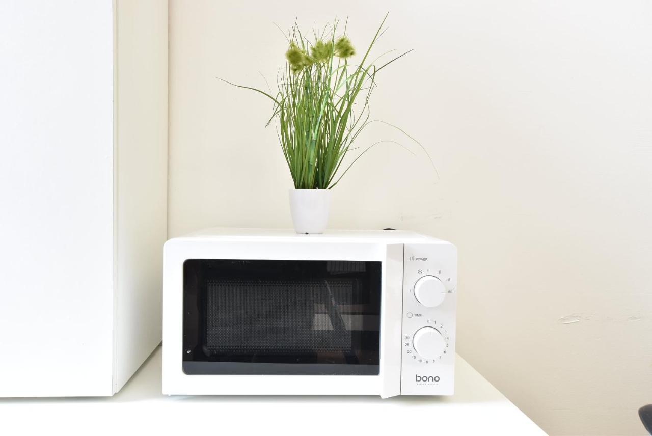 Riesiges Zentrales Apartment Mit Parkplatz Innsbruck Ngoại thất bức ảnh