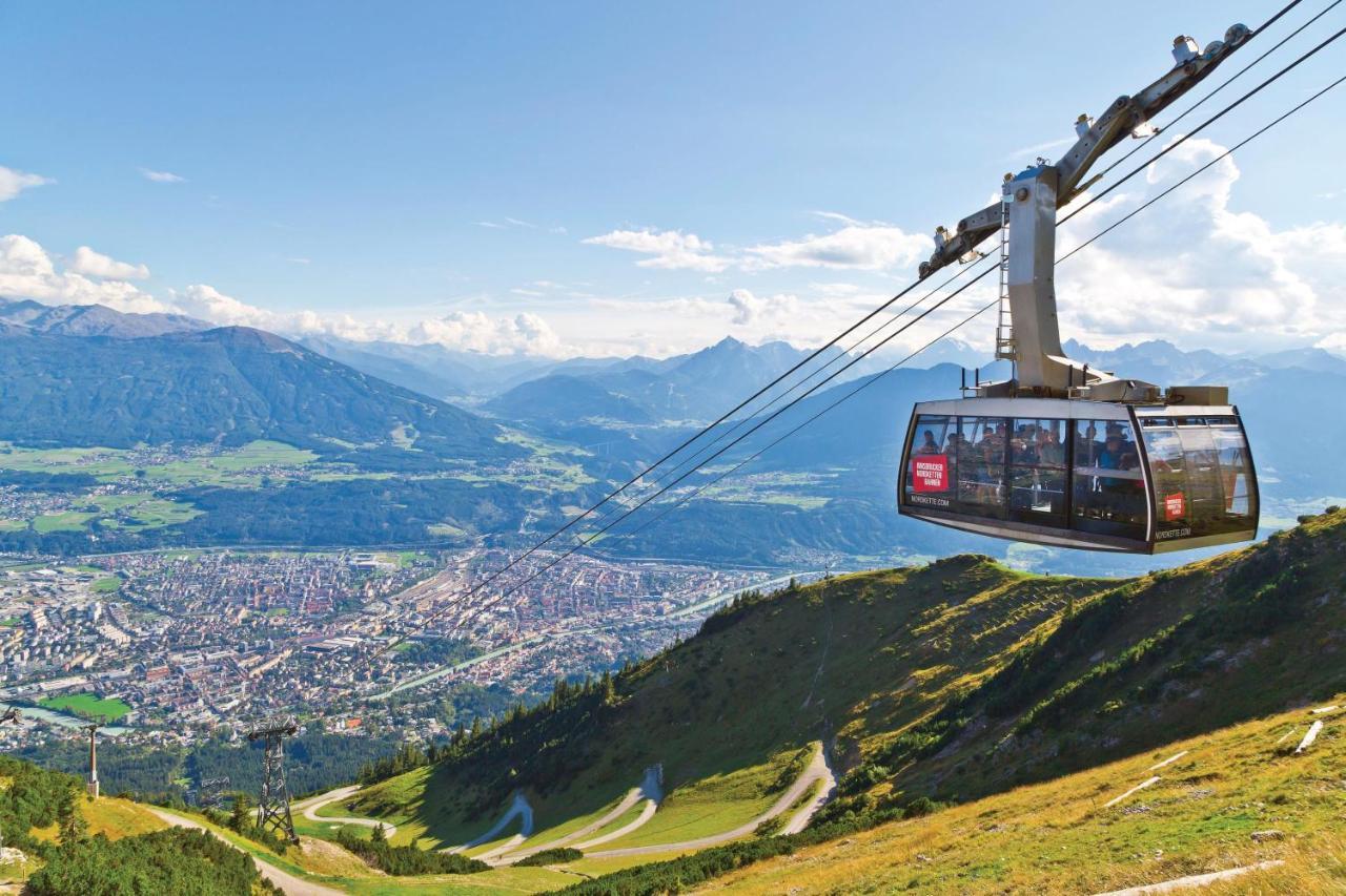 Riesiges Zentrales Apartment Mit Parkplatz Innsbruck Ngoại thất bức ảnh
