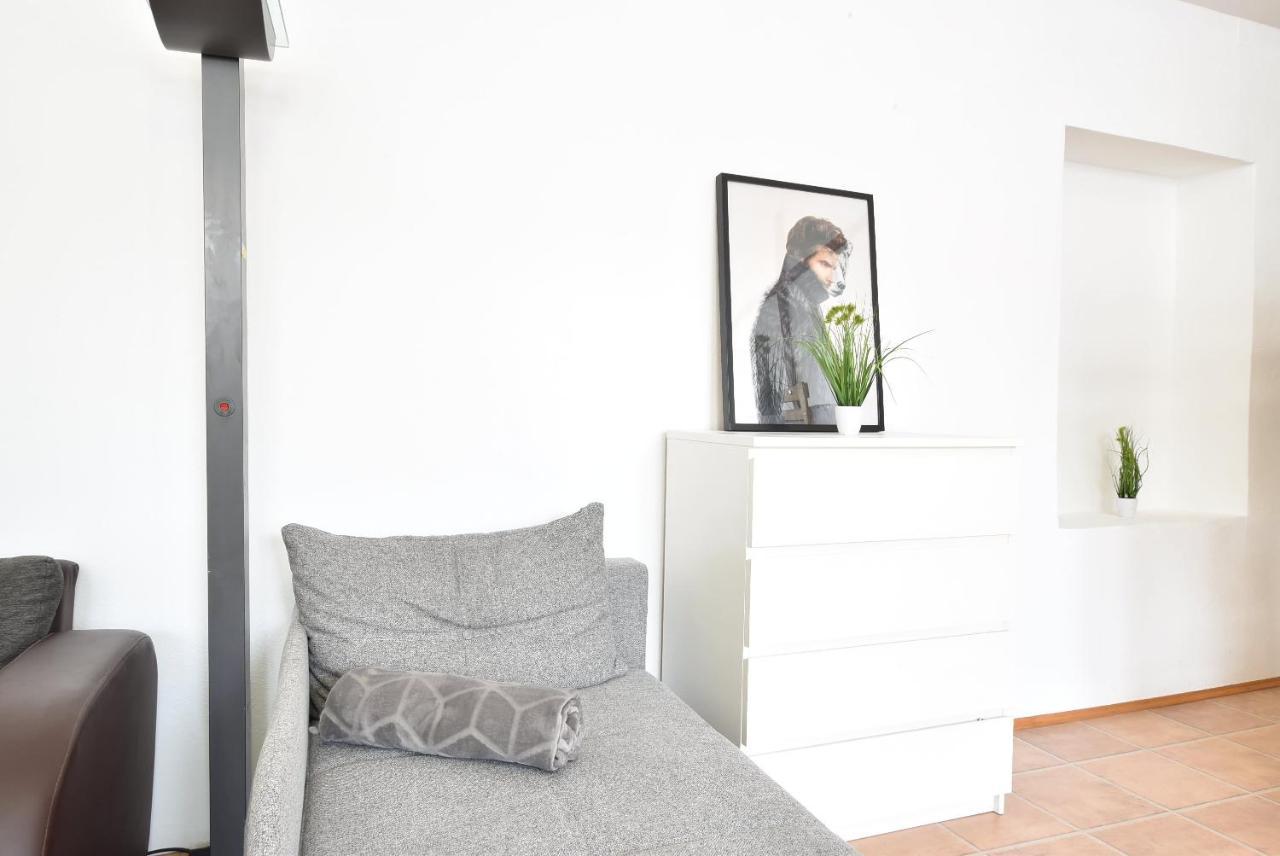 Riesiges Zentrales Apartment Mit Parkplatz Innsbruck Ngoại thất bức ảnh